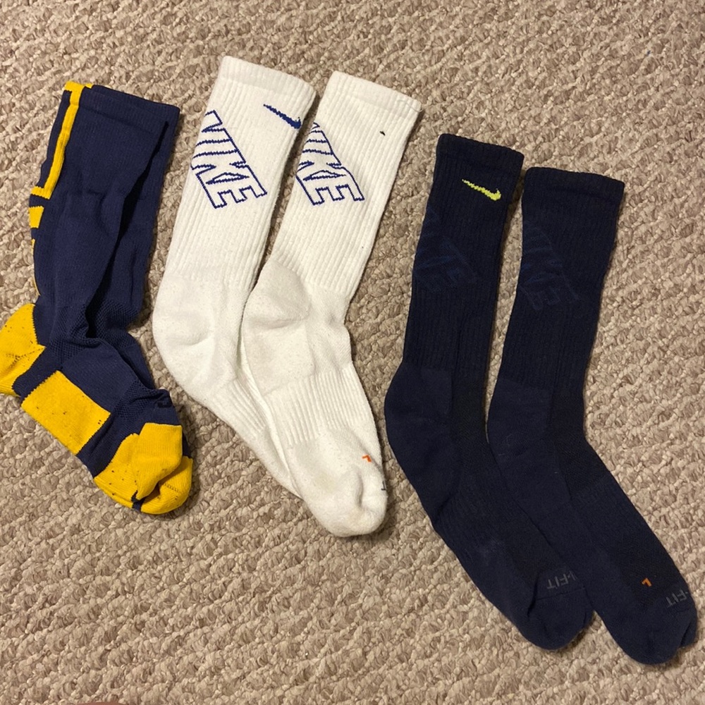 3 pairs of Nike Socks